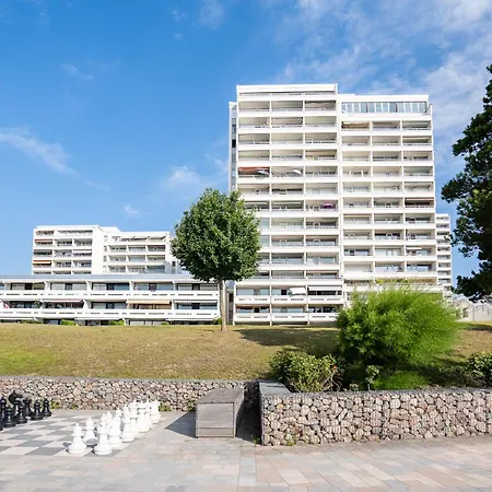 App 470 - Strandlage Lejlighed